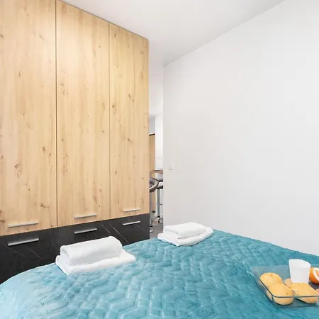 Awanport By Renters